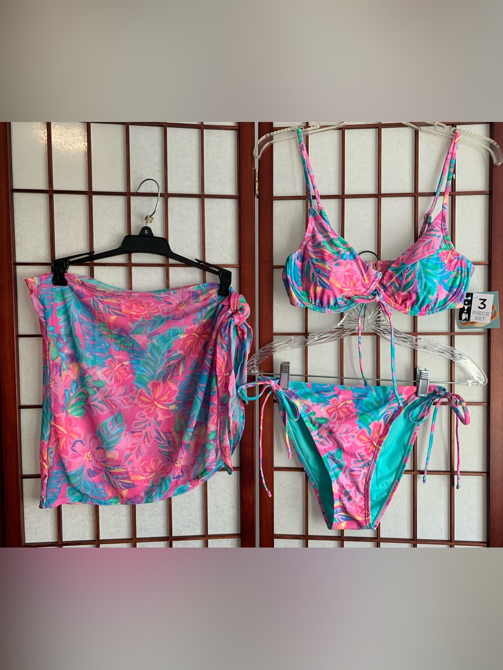 NWT 3-Piece Vibrant Pink/Turquoise Blue/Green Floral Tropical Print Bikini SZ L